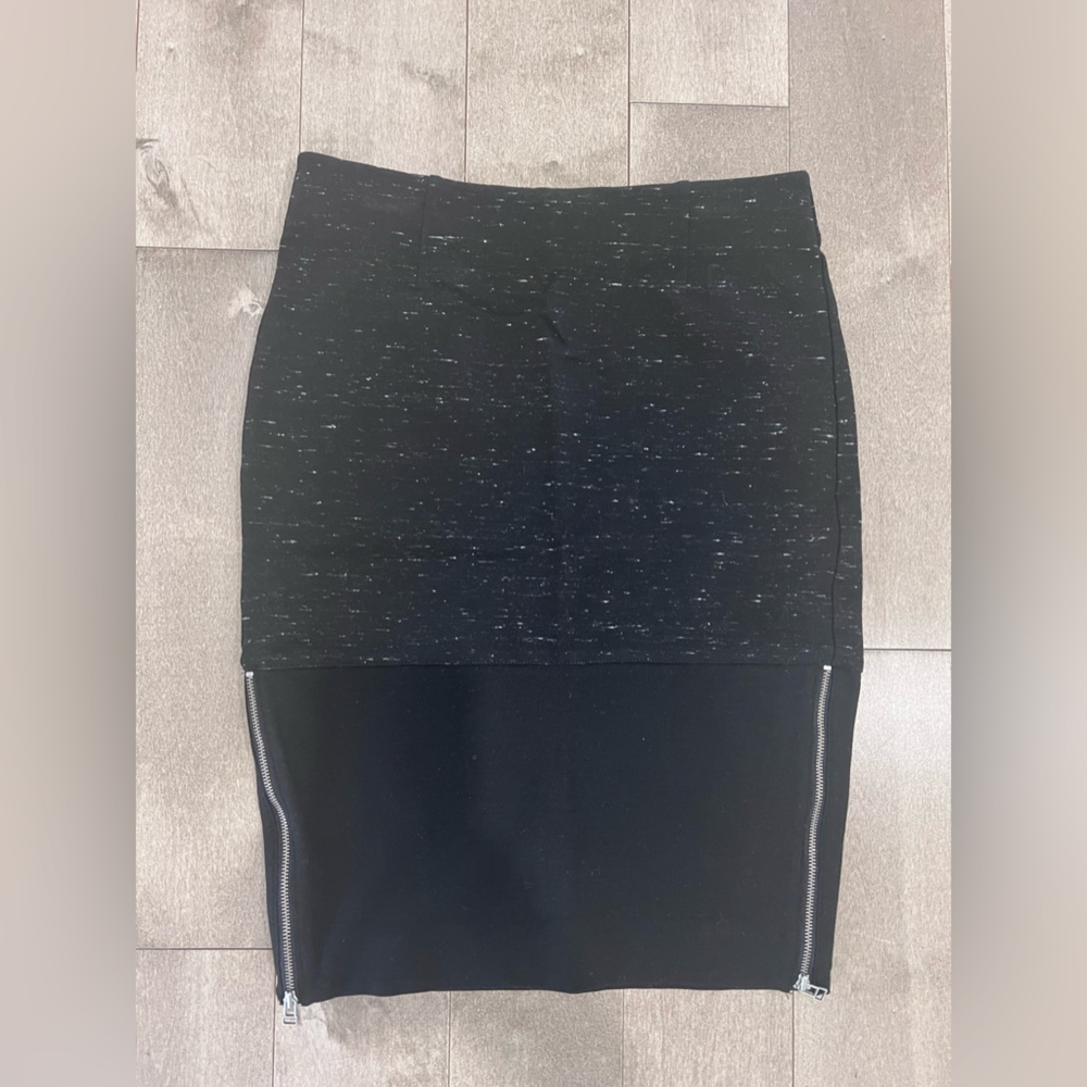Wilfred pencil skirt